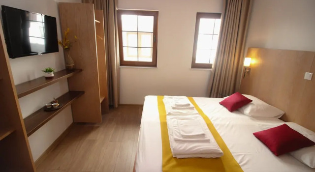 Двухместный номер Standard с видом на город "VILLA DENY" Boutique HOTEL