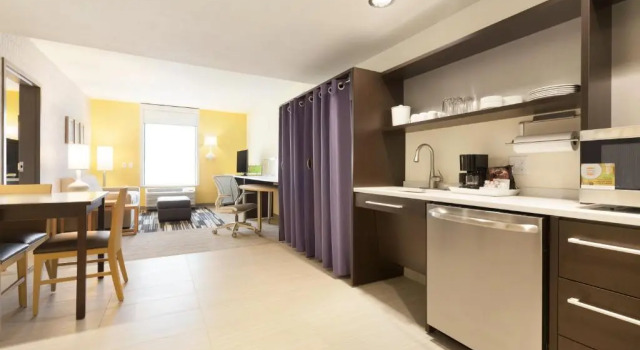 Двухместный номер Standard Home2 Suites by Hilton Salt Lake City-East
