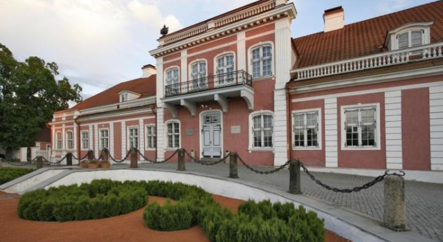 Sagadi Manor Hotel, Rezervovat Hotel Hotely v Harjumaa s parkováním, Parkování