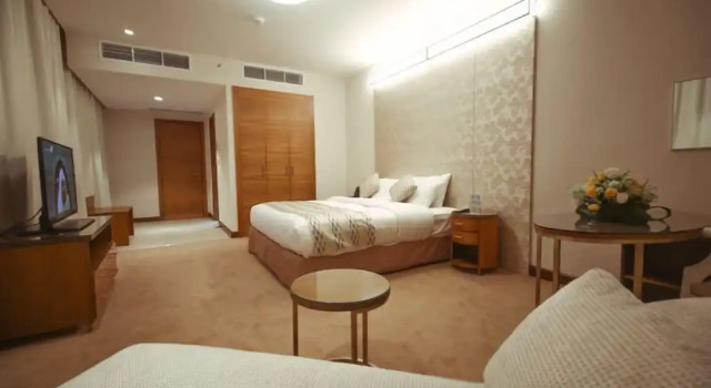CROM Airport Hotel Jeddah, Buchen Sie Hotel Dschidda Provinz Mekka