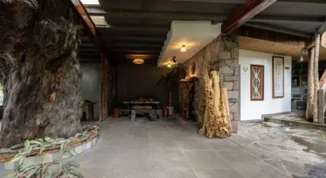 Tengchong Heshun Feipu Mountain House Inn, Boek Hotel Hotels in Yunnan met parkeren, Parkeren