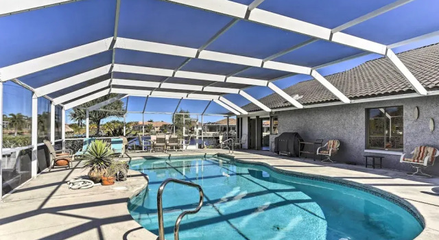 Коттедж Private Dock: Canalfront Home in Cape Coral
