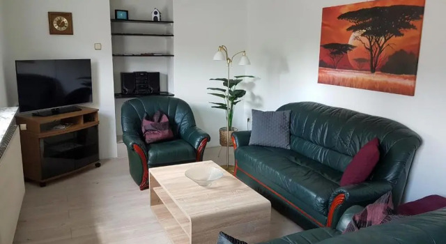 Ferienwohnung in Gartenlandschaft, Забронировать Отель Кассель земля Гессен