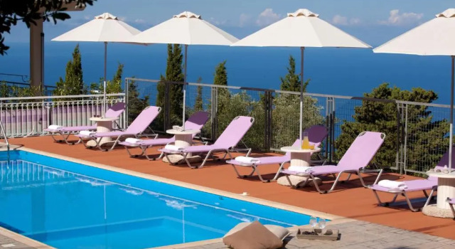 Апартаменты Amalia Apartments