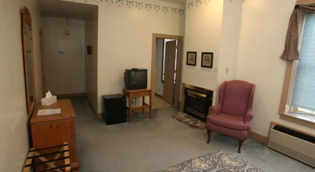 Двухместный люкс Oak Valley Inn and Suites