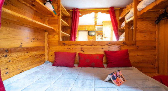 Soyouz Vanguard 9281, Book Hotel Hoteller i Rhône-Alps med pool, Swimmingpool