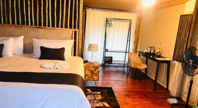 Двухместный номер Classic с балконом Xhabe Safari Lodge - Chobe