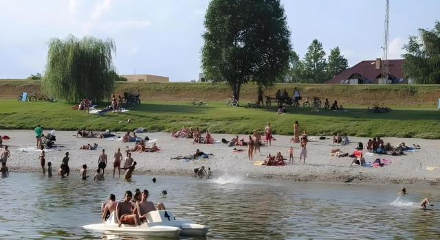 Napsugár Ifjúsági Szálló és Kemping, Réserver Camping Camping et glamping à Southern Great Plain, Camping