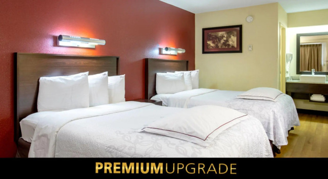 Четырёхместный номер Premium Red Roof Inn PLUS+ Washington DC - Alexandria