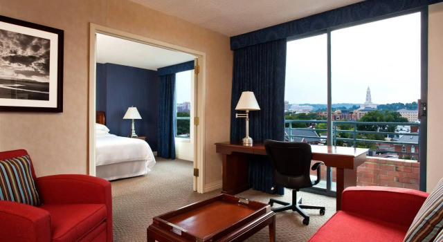 Sheraton Suites Old Town Alexandria