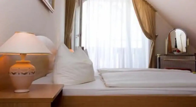 Residenz Hotel Paulsdorfer Hof, Book Hotel Dippoldiswalde Ore Mountains