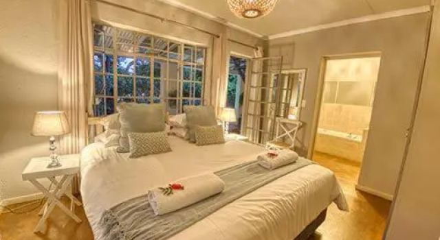 Коттедж с 3 комнатами Kruger park House