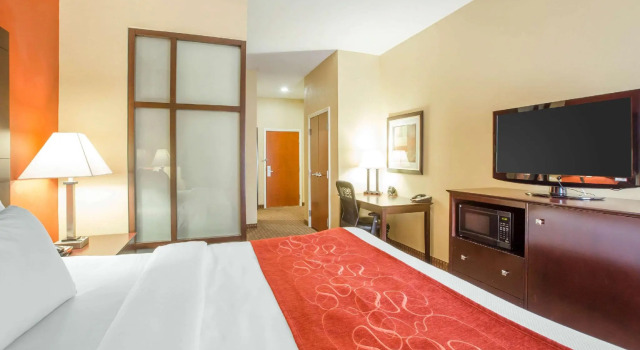 Suite Brunswick Suites Golden Isles Gateway I-95