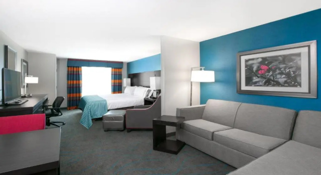 Номер Superior Holiday Inn Express Moline - Quad Cities Area by IHG