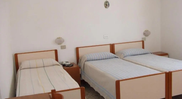 Трёхместный номер Standard Albergo La Primula