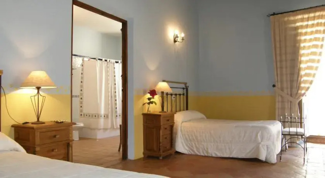 Palacio de los Serrano, Prenota Hotel Sotillo de la Ribera 
