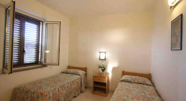 Le Playe Village, Buchen Sie Hotel Brivadi 