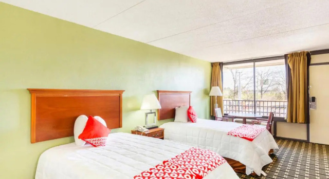 Arlington Lodge, Varaa Hotelli Montgomery Alabama