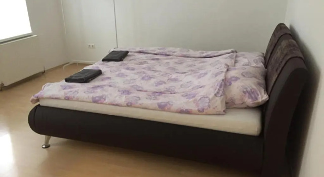 Апартаменты с 3 комнатами 1030 Cozy apartment 2 - 8min to city center