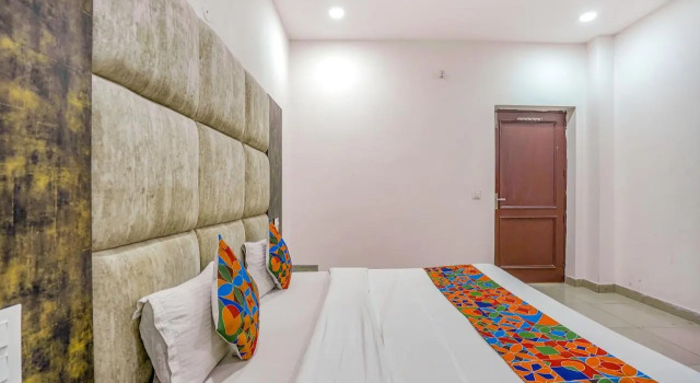 Hotel Grand Inn by OYO Rooms