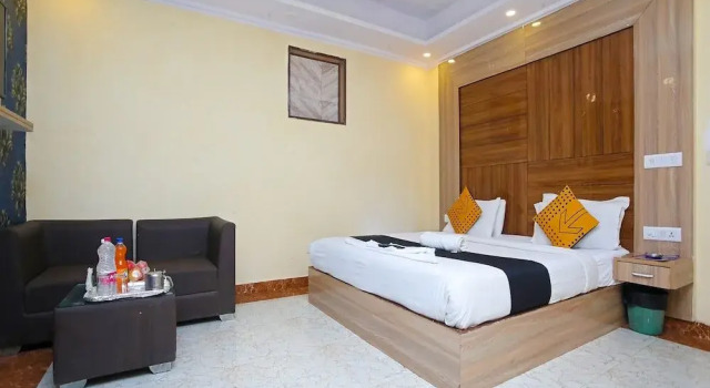 Hotel Deluxe Stay Inn, Забронировать Отель Отели Нью-Дели с парковкой, Парковка