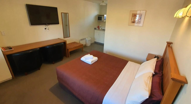 Rosewood Court Motel