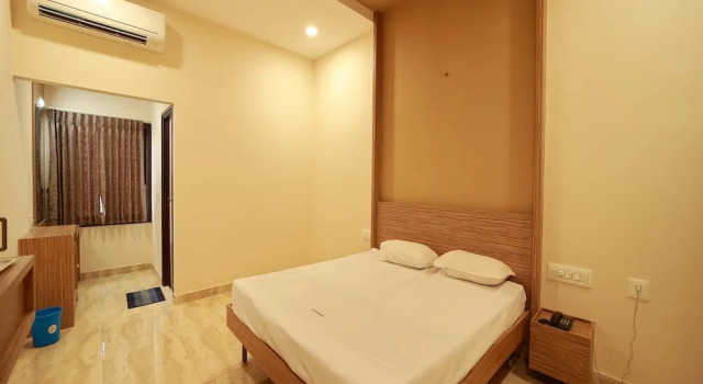 Номер Deluxe Valluvar Residency