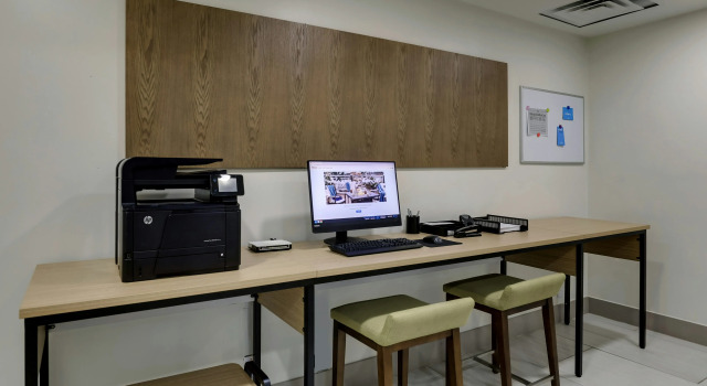 Hilton Garden Inn Fort Worth / Fossil Creek