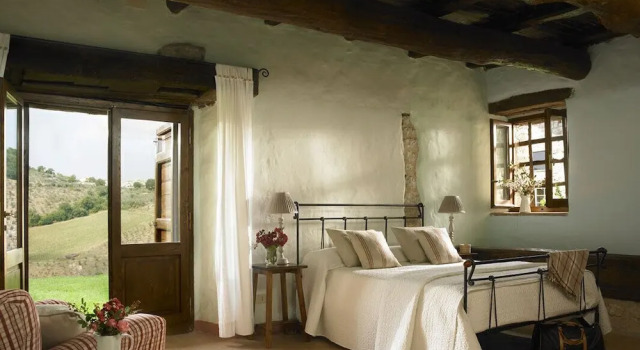 Borgo Pianciano, Varaa Hotelli Spoleto Umbria