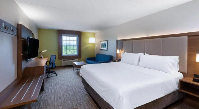 Номер Standard Holiday Inn Express State College at Williamsburg Square by IHG