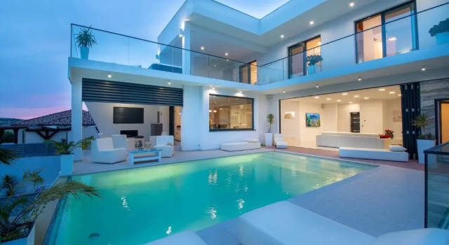 5* Luxury Villa Michele