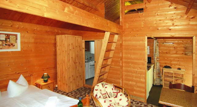 Log Cabin by Fahrsee With Lake Sauna, Boek Vakantiehuis Templin Uckermark