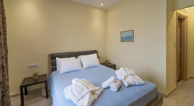 Двухместный номер Standard с балконом Parthenon Rooms