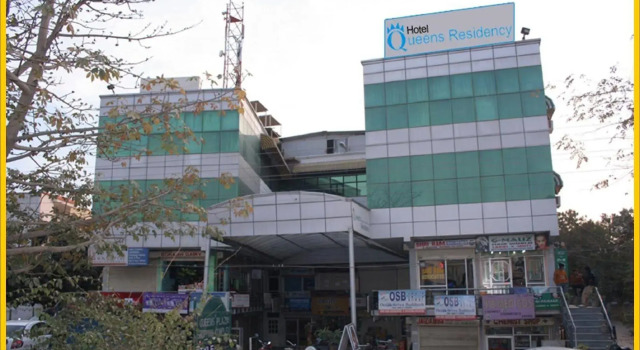 Hotel Queens Residency, Забронировать Отель Гургаон Gurgaon Region, рядом с Улица Гольф-Корс-роуд