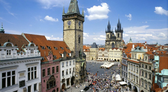 Fairmont Golden Prague, Book Hotel Hoteller i Prag med pool, nær Langhans Gallery, Swimmingpool