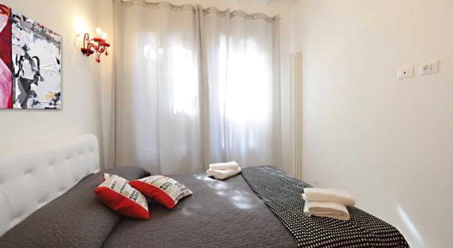D.O Glam Residence Apartment, Забронировать Апартаменты/квартира Отели Венеции с парковкой, рядом с Железнодорожный вокзал Венеция Санта Лючия, Парковка