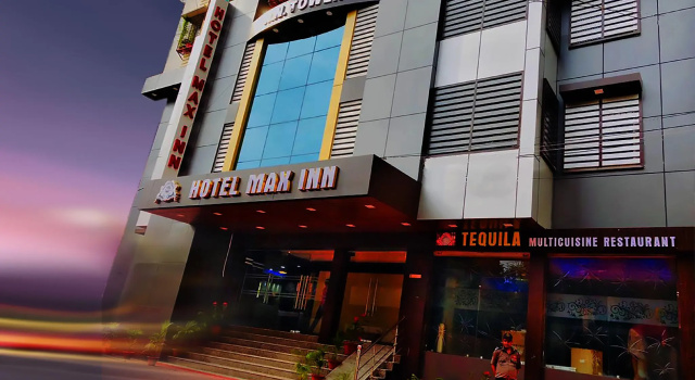 Max Clarks Inn Bhagalpur, Book Hotel Hoteller i Bhagalpur med parkering, Parkering