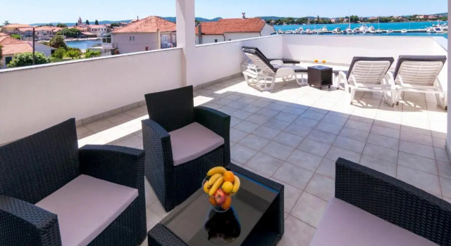 Апартаменты Дуплекс с 2 комнатами с видом на море White Residence Accommodation