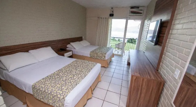 Двухместный номер Luxury с балконом Portogalo Suite Hotel