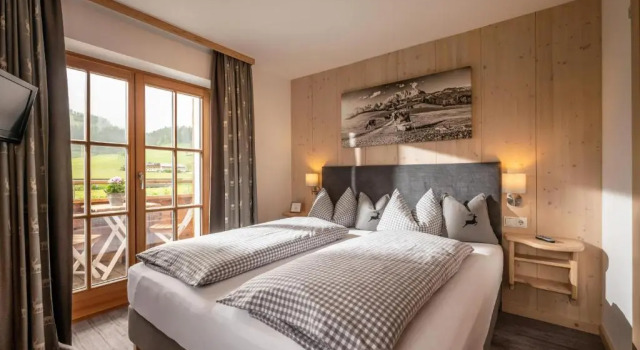 Pension Edelweiss, Book Hotel Hoteller i Wilder Kaiser med parkering, Parkering