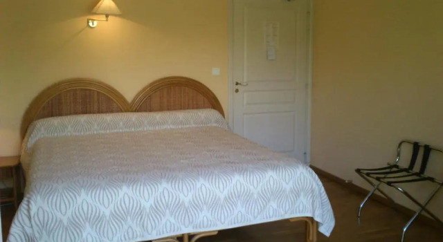 Двухместный номер Standard с балконом LOustal du Lauragais