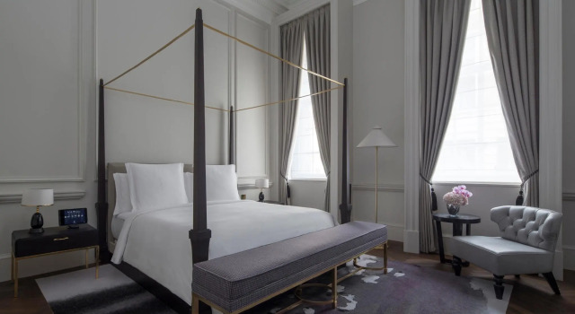 Двухместный люкс Grand Heritage Four Seasons Hotel London at Tower Bridge