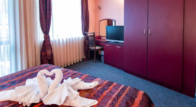 Люкс Deluxe Family Hotel Familia