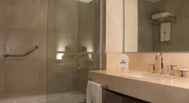Трёхместный номер Deluxe Gala Hotel y Convenciones