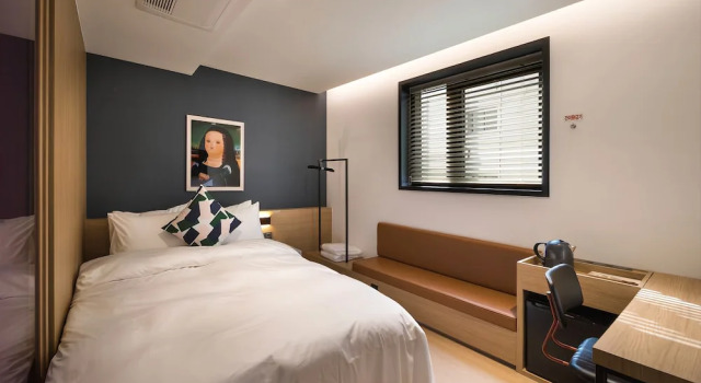 No 25 Signature Centum