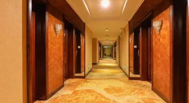 Po Lei Hotel (Dongguan Houjie International Exhibition Center Metro Station), Varaa Hotelli Houjie Guangdong