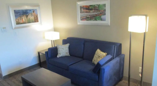 Люкс Best Western Plus Roland Inn & Suites