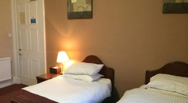 Hampton Hotel by Greene King Inns, Prenota Hotel Murrayfield Edimburgo