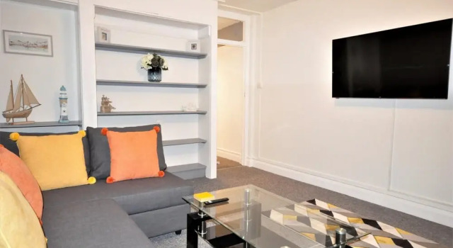 Hampshire Court in Bournemouth, Забронировать Апартаменты/квартира Апартаменты Борнмута, рядом с Парк Мейрик, Апартаменты/квартира