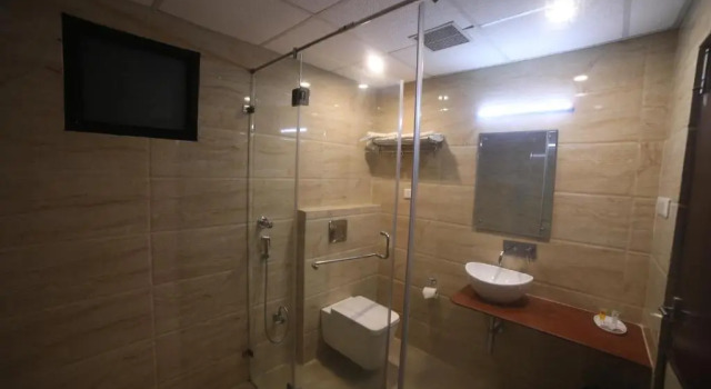 Полулюкс Cosmos Raj Plaza Jaipur